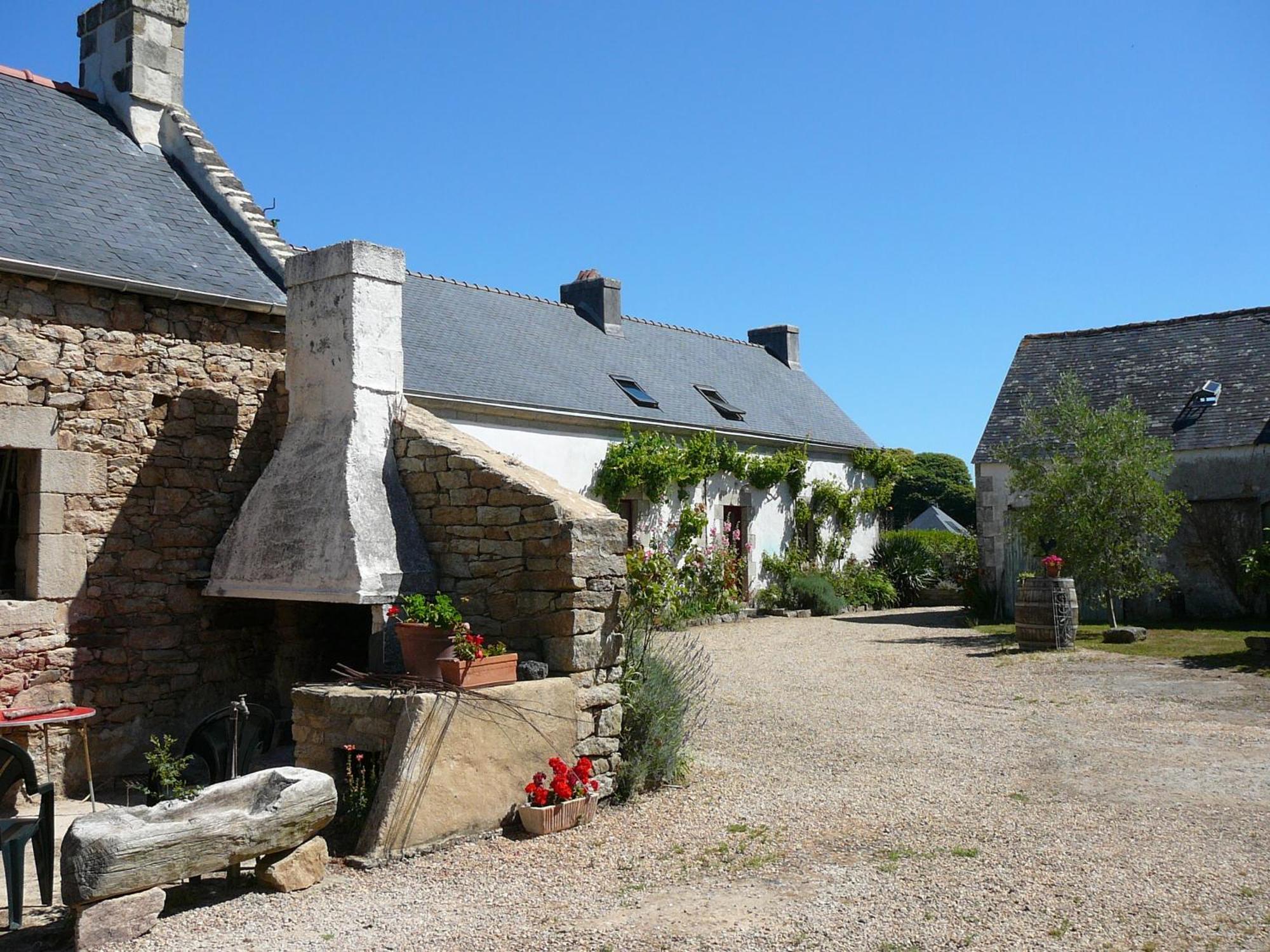 La Ferme De Kerhors Hotel Tréméoc Bagian luar foto