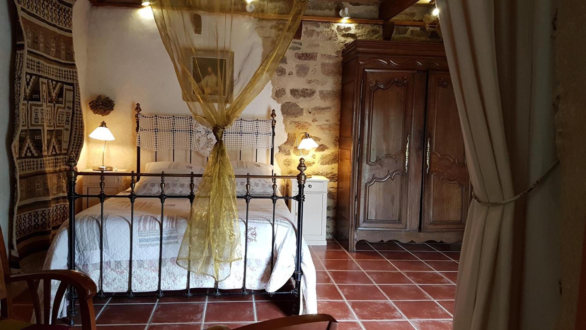 La Ferme De Kerhors Hotel Tréméoc Ruang foto